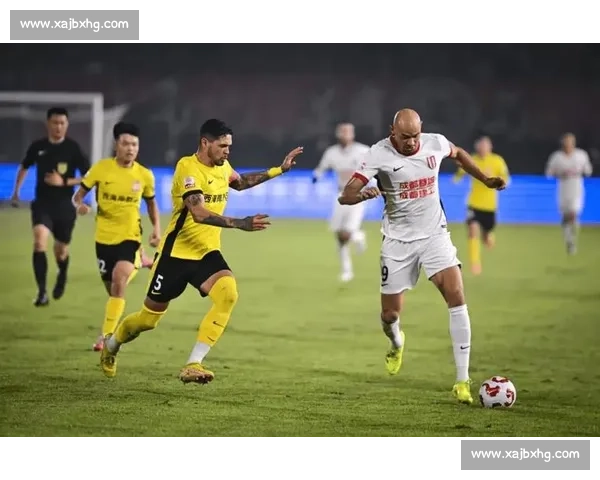 补时双响！费利佩救主 蓉城 2-2 绝平西海岸错失登顶